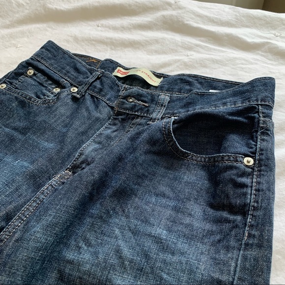 Levi’s 514 Dark Wash Blue Jeans - Picture 5 of 9